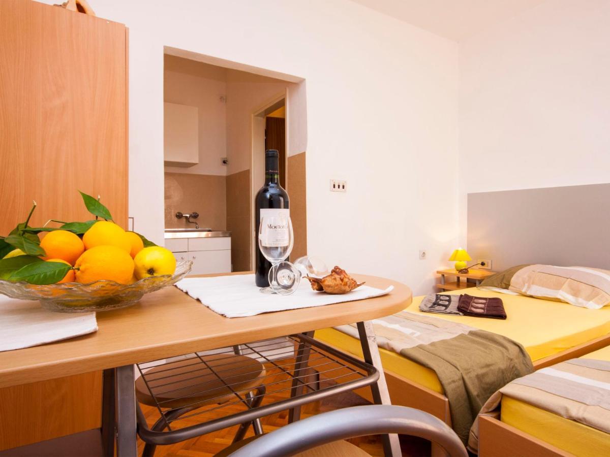 Apartments Tanfara Brodarica  Bagian luar foto